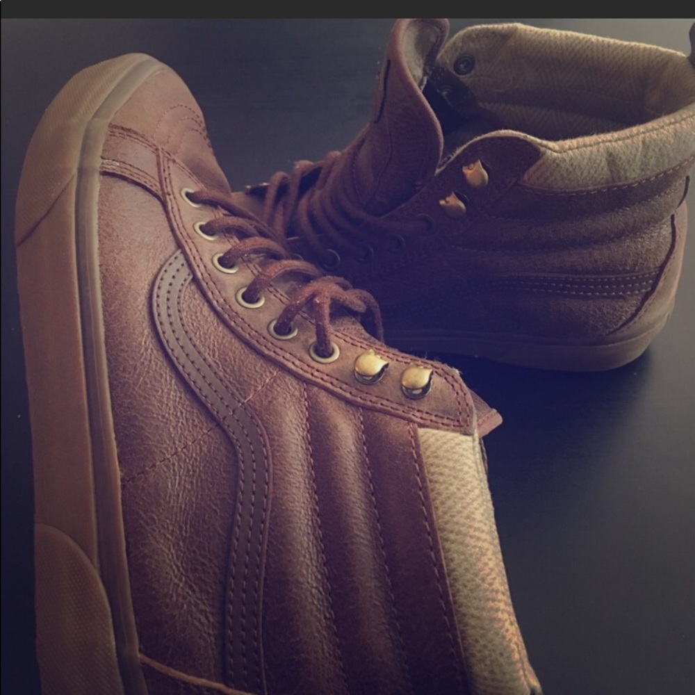 Vans MTE leather 9.5 Sk8 hi